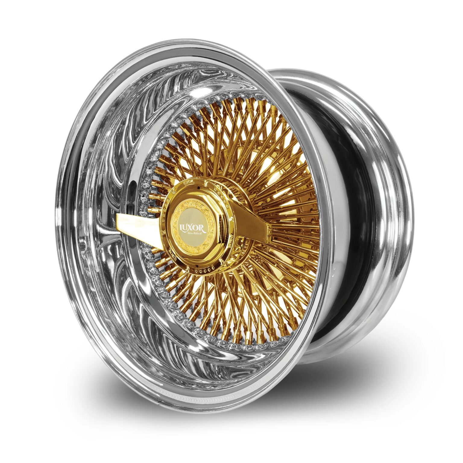13×5.5 Luxor Gold Center Wire Wheels | Chrome Lip Reverse